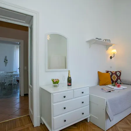 Apartament Residenza Gardenia View Center - Happy *