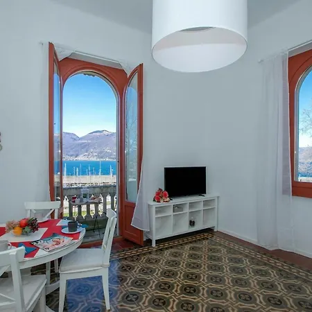 Residenza Gardenia View Center - Happy * לואינו