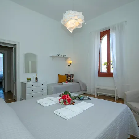 Residenza Gardenia View Center - Happy شقة